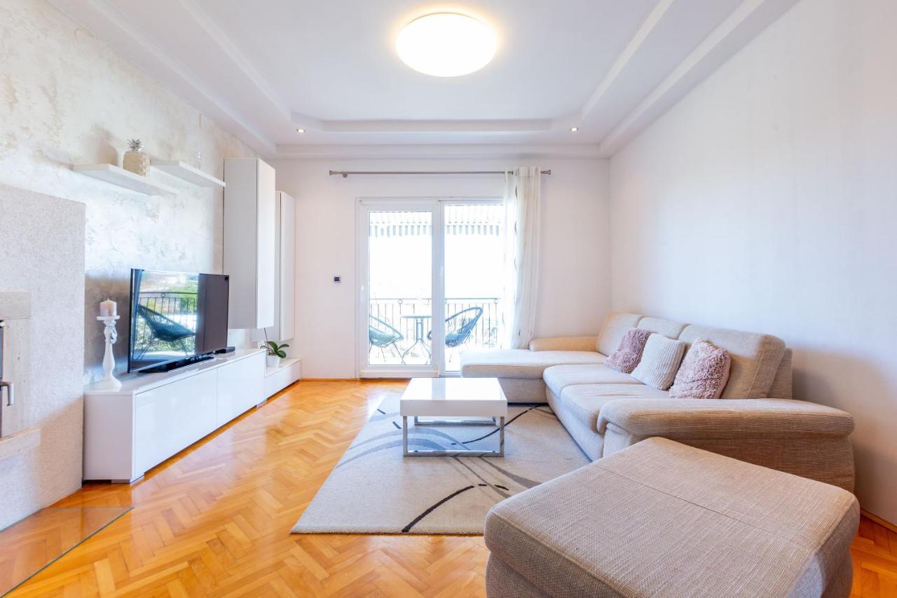 Rs Two Bedroom Apartment Sukošan Dış mekan fotoğraf