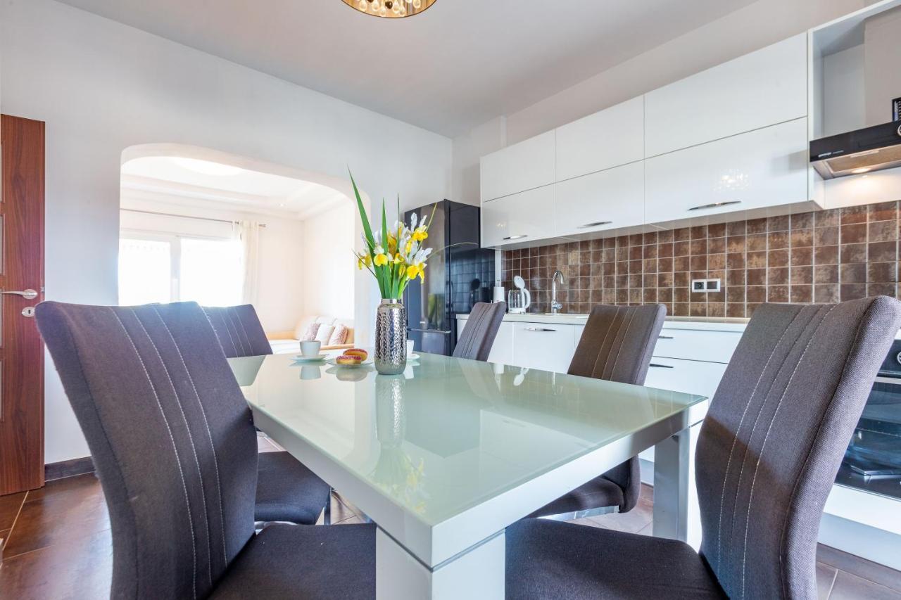 Rs Two Bedroom Apartment Sukošan Dış mekan fotoğraf